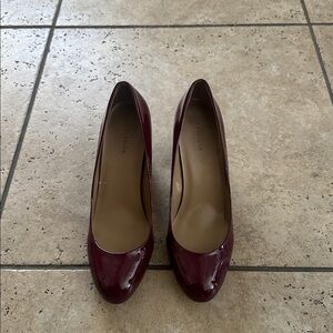 Ann Taylor Burgundy Patent Leather Heels W 10